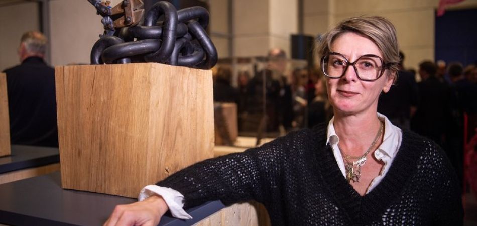 Künstler setzen Friedenszeichen Künstler setzen Friedenszeichen