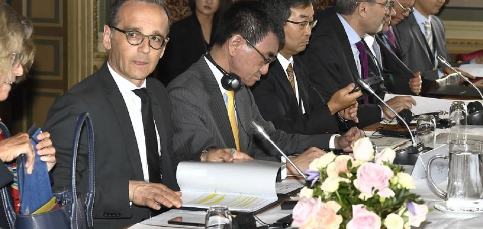 Non-nuclear states meet in Sweden Non-nuclear states meet in Sweden