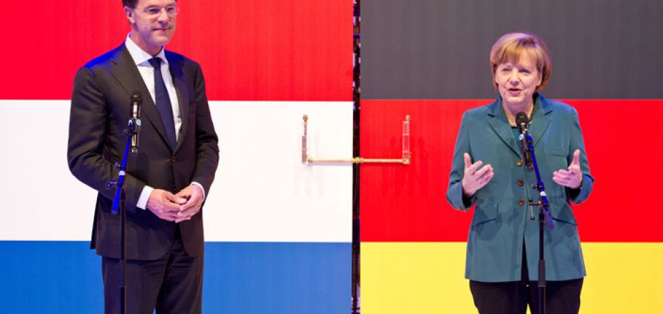 picture-alliance/dpa - Mark Rutte, Angela Merkel Deutsche Messe - Industry 4.0