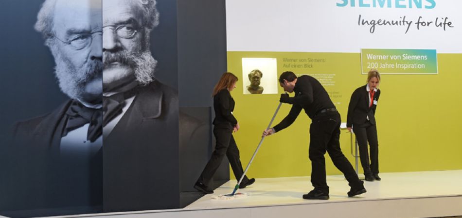 dpa/Tobias Hase - Werner von Siemens dpa/Tobias Hase - Werner von Siemens