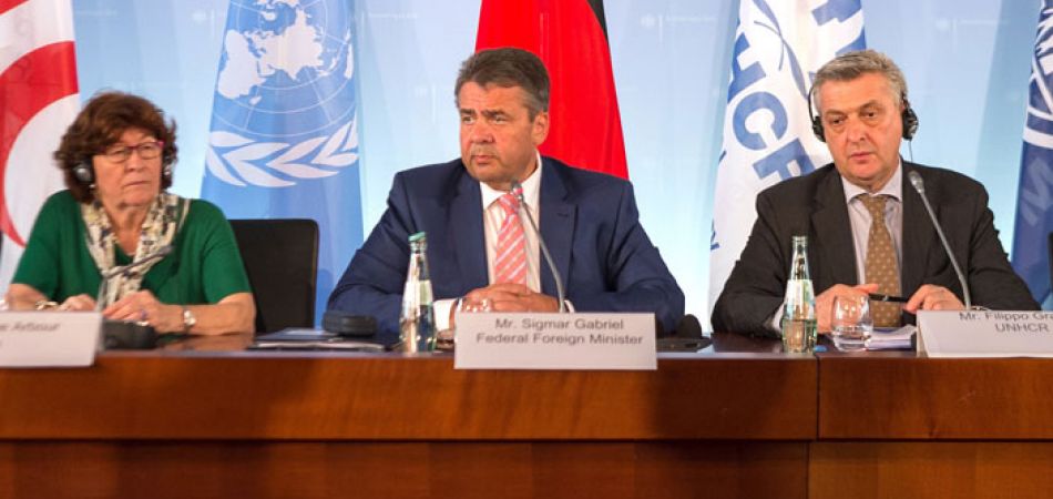 Runder Tisch zum Thema Flüchtlinge und Migration Runder Tisch zum Thema Flüchtlinge und Migration