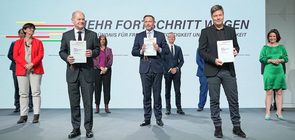 Koalitionsvertrag unterzeichnet Koalitionsvertrag unterzeichnet