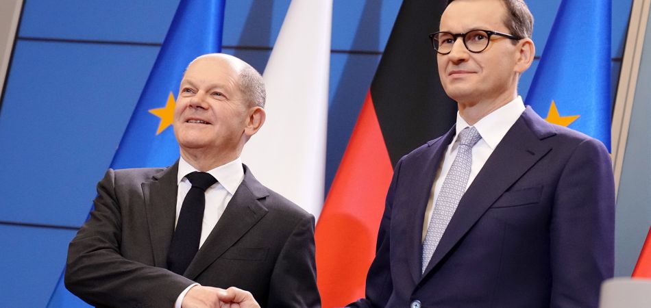 Scholz on inaugural visit to Poland