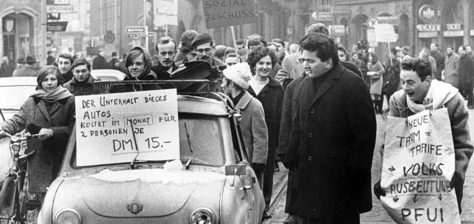 1968 год: студенческие протесты во Франкфурте-на-Майне. 1968 год: студенческие протесты во Франкфурте-на-Майне.