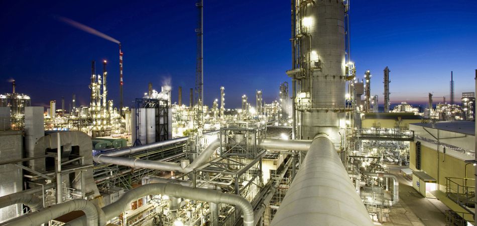 Große Firmen wollen Energieverbrauch senken Große Firmen wollen Energieverbrauch senken