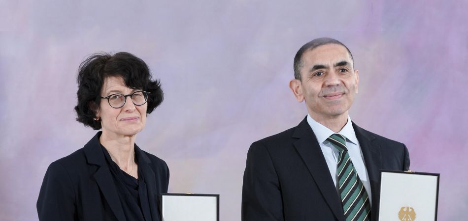 Ugur Sahin i Özlem Türeci, założyciele firmy BionTech Ugur Sahin i Özlem Türeci, założyciele firmy BionTech