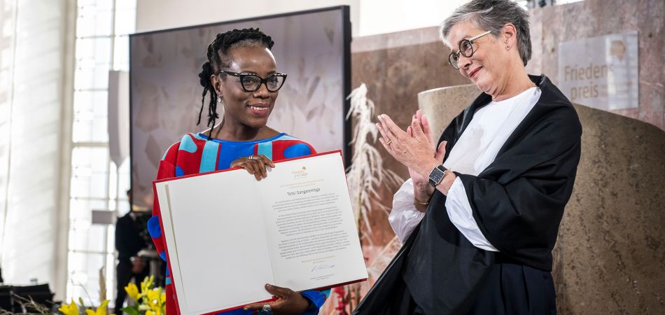Autorin Dangarembga mit Friedenspreis geehrt Autorin Dangarembga mit Friedenspreis geehrt