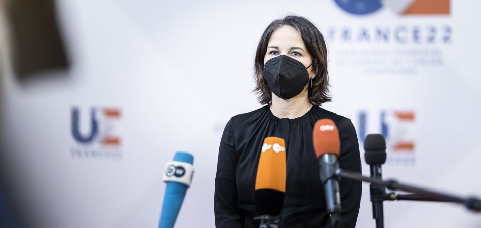 Baerbock fordert Geduld Baerbock fordert Geduld
