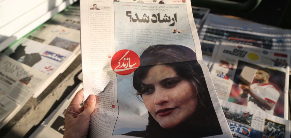 Baerbock fordert Anerkennung von Frauenrechten im Iran Baerbock fordert Anerkennung von Frauenrechten im Iran
