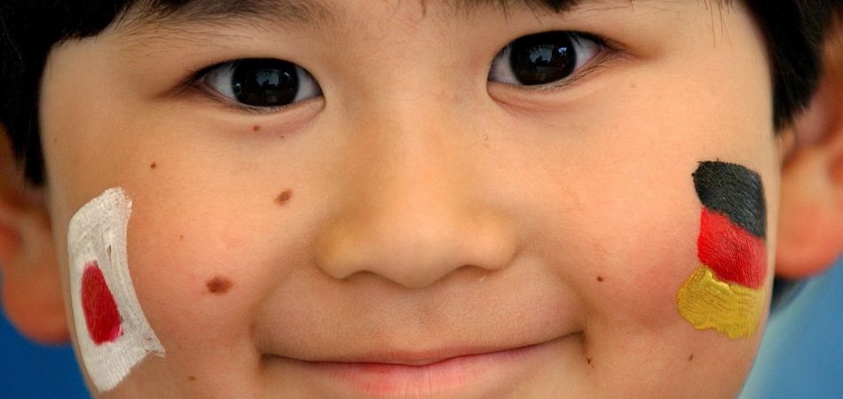 160 Jahre diplomatische Beziehungen mit Japan 160 Jahre diplomatische Beziehungen mit Japan