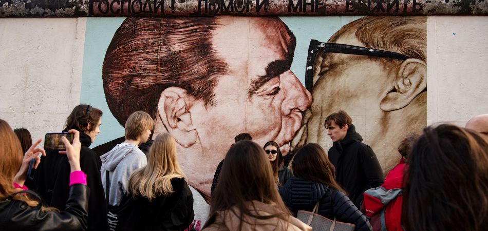 East-Side-Gallery em Berlin, o Muro pintado East-Side-Gallery em Berlin, o Muro pintado