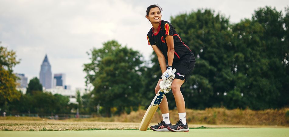 Anuradha Doddaballapur auf der Sportanlage in Frankfurt Anuradha Doddaballapur auf der Sportanlage in Frankfurt