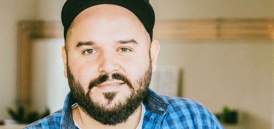 Ömer Mutlu: „Kulturschaffende sollten viel mehr kooperieren“. Ömer Mutlu: „Kulturschaffende sollten viel mehr kooperieren“.