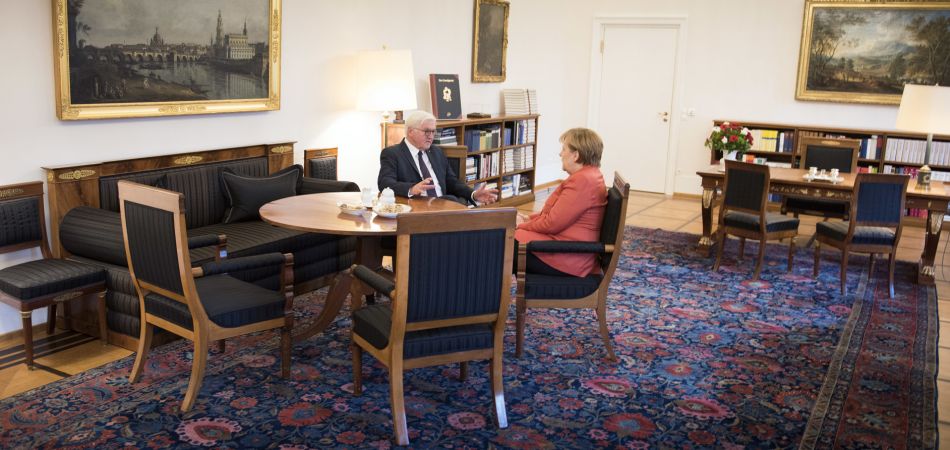 Bundeskanzlerin und Bundespräsident im Gespräch, 20. November. Bundeskanzlerin und Bundespräsident im Gespräch, 20. November.