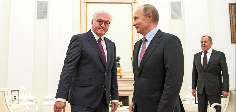 German President Urges West Russia Dialogue