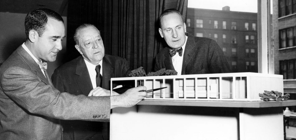 From Bauhaus to International Style: Mies van der Rohe (M) in Chicago From Bauhaus to International Style: Mies van der Rohe (M) in Chicago