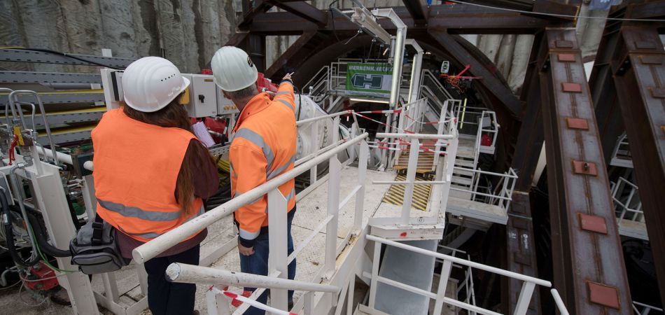 Ingenieure auf Baustelle Ingenieure auf Baustelle