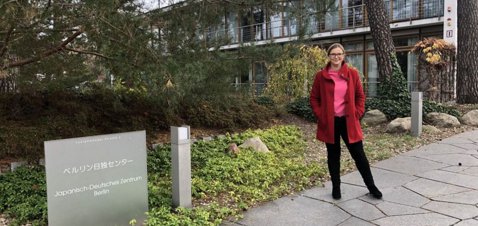 Julia Münch, Generalsekretärin des Japanisch-Deutschen Zentrums Berlin (JDZB) Julia Münch, Generalsekretärin des Japanisch-Deutschen Zentrums Berlin (JDZB)