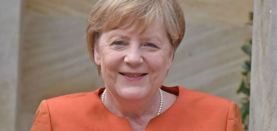 angela merkel regiert deutschland 16 jahre bundeskanzlerin