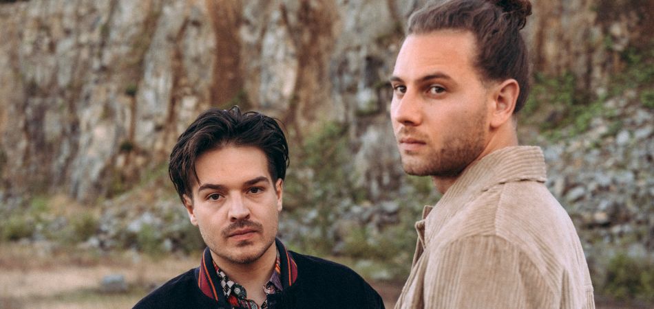 Milky Chance со «Stolen Dance» удался глобальный хит. Milky Chance со «Stolen Dance» удался глобальный хит.