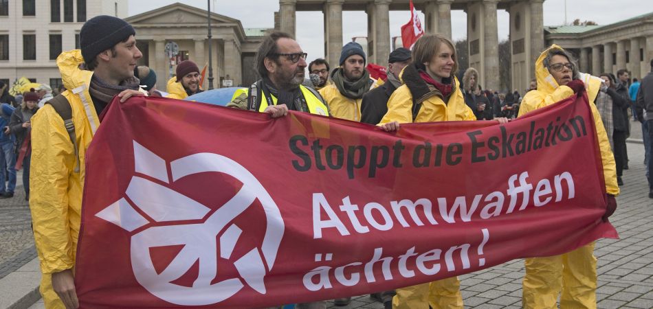 Протест против ядерного оружия в Берлине Протест против ядерного оружия в Берлине