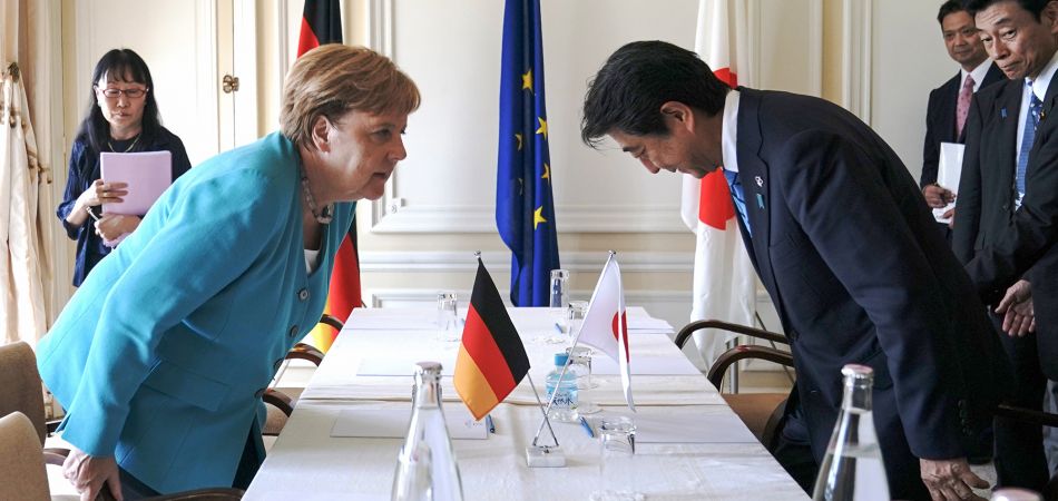 Bundeskanzlerin Merkel mit Premierminister Abe 2019 Bundeskanzlerin Merkel mit Premierminister Abe 2019