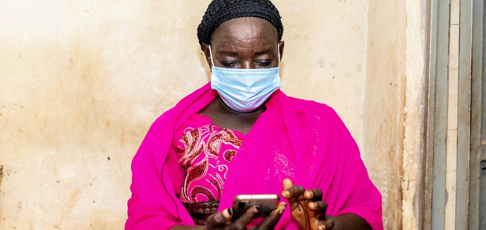 An app that was developed in Germany is now helping in the fight against corona worldwide. An app that was developed in Germany is now helping in the fight against corona worldwide.