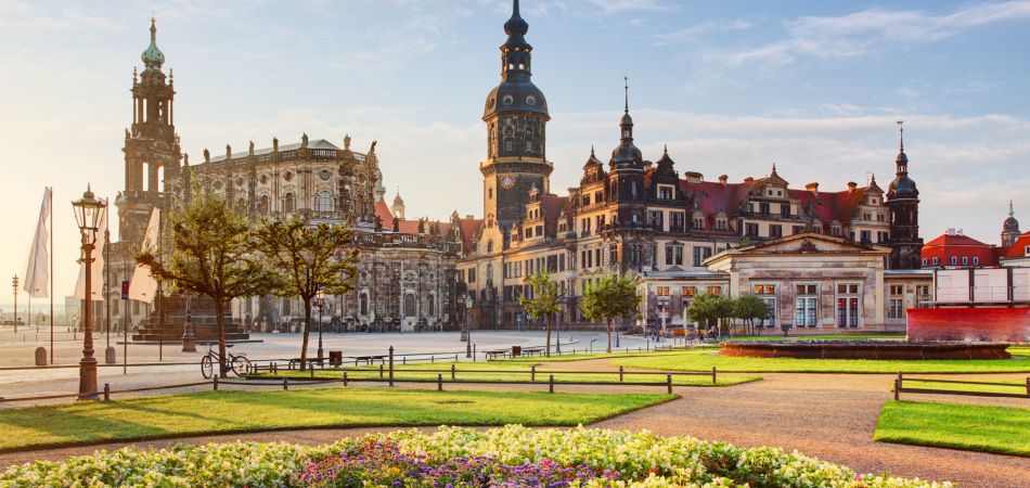 Die Kulturstadt Dresden bietet einzigartige historische Bauwerke. Die Kulturstadt Dresden bietet einzigartige historische Bauwerke.