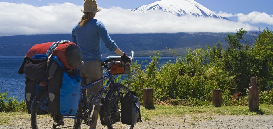 Viagens de bicicleta são um exemplo de turismo sustentável Viagens de bicicleta são um exemplo de turismo sustentável