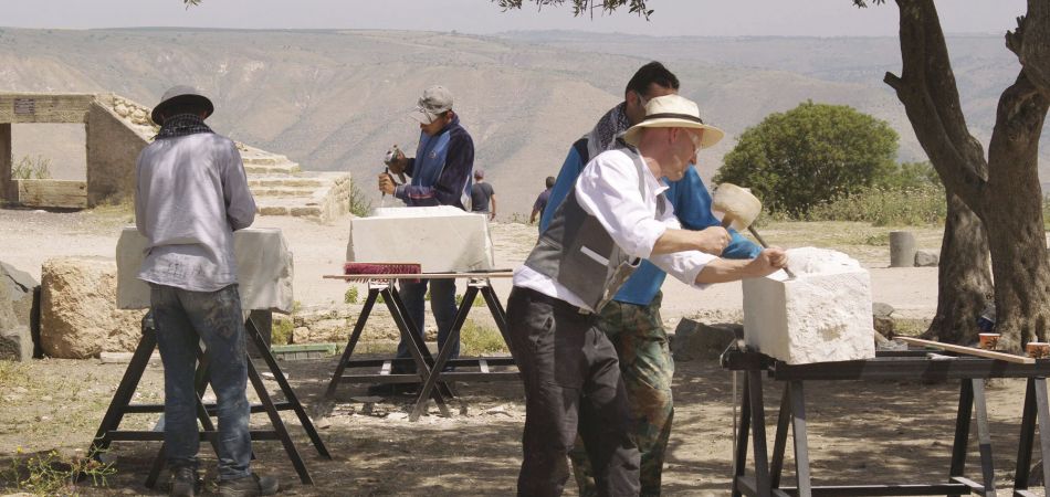 Ein Trainingsprogramm für Steinmetze in Jordanien Ein Trainingsprogramm für Steinmetze in Jordanien