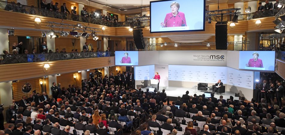 Angela Merkel auf der Sicherheitskonferenz in München Angela Merkel auf der Sicherheitskonferenz in München
