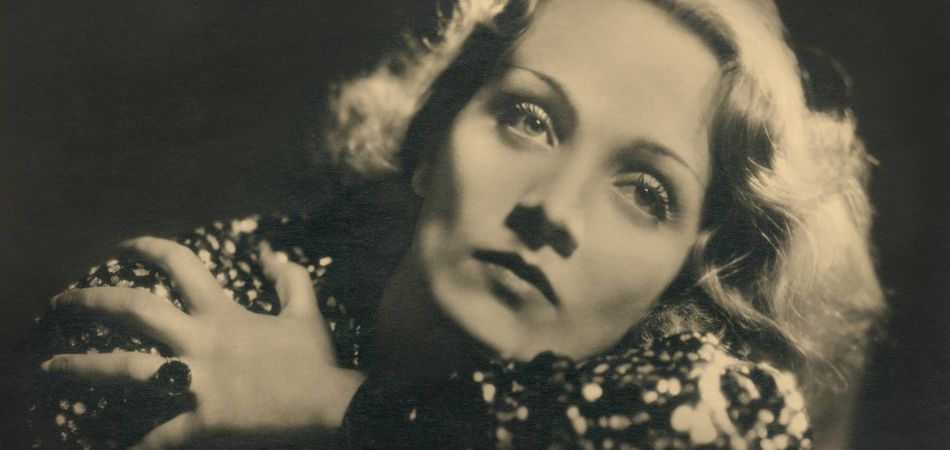 Marlene Dietrich am Set von „Shanghai Express“ Marlene Dietrich am Set von „Shanghai Express“