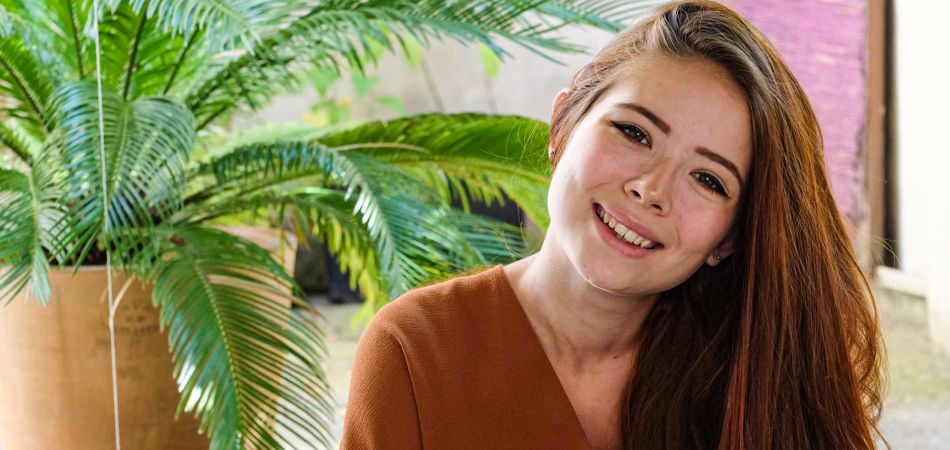 Eve-Gaëlle studiert Lehramt – zweisprachig. Eve-Gaëlle studiert Lehramt – zweisprachig.