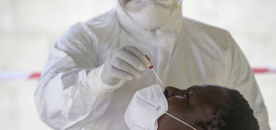Coronavirus-Test in Nigerias Wirtschaftsmetropole Lagos Coronavirus-Test in Nigerias Wirtschaftsmetropole Lagos