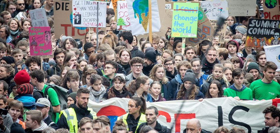 Die aktuelle Jugendstudie der TUI Stiftung zeigt: Junge Menschen wollen mehr Europa Die aktuelle Jugendstudie der TUI Stiftung zeigt: Junge Menschen wollen mehr Europa