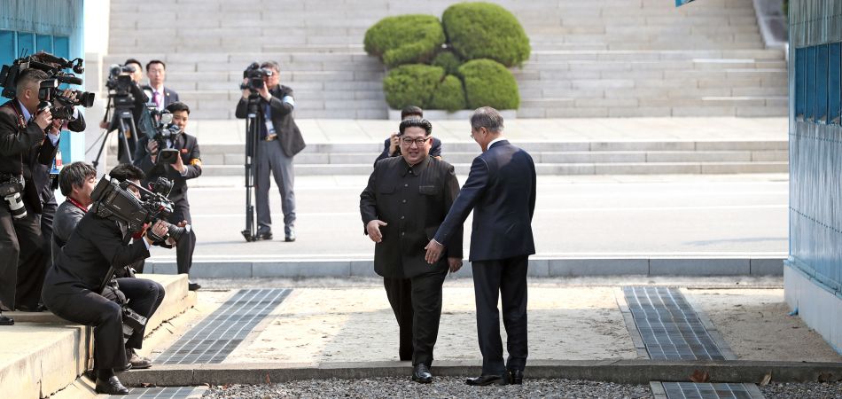 Begegnung der koreanischen Staatschefs in Panmunjom Begegnung der koreanischen Staatschefs in Panmunjom