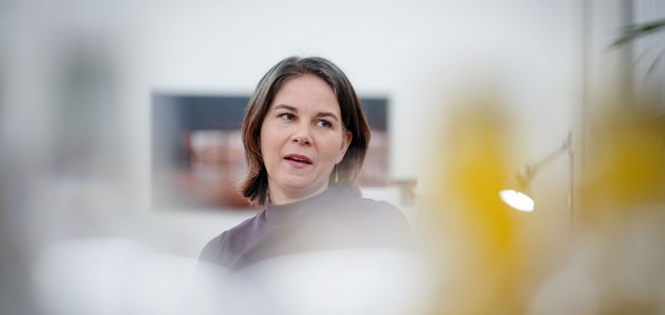 Baerbock sagt Balten-Staaten stärkere Unterstützung zu Baerbock sagt Balten-Staaten stärkere Unterstützung zu