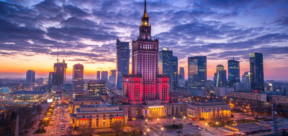 Ø¨ÙˆÙ„Ù†Ø¯Ø§ ÙˆØ£ÙˆØ±ÙˆØ¨Ø§ Ø£Ø¯Ø±ÙŠØ§Ù†Ø§ Ø±ÙˆØ²ÙØ§Ø¯ÙˆÙØ³ÙƒØ§