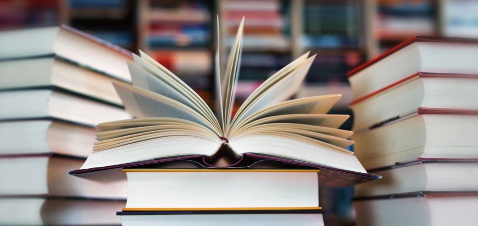 Книжная торговля потерпела большие убытки из-за коронавируса. Книжная торговля потерпела большие убытки из-за коронавируса.