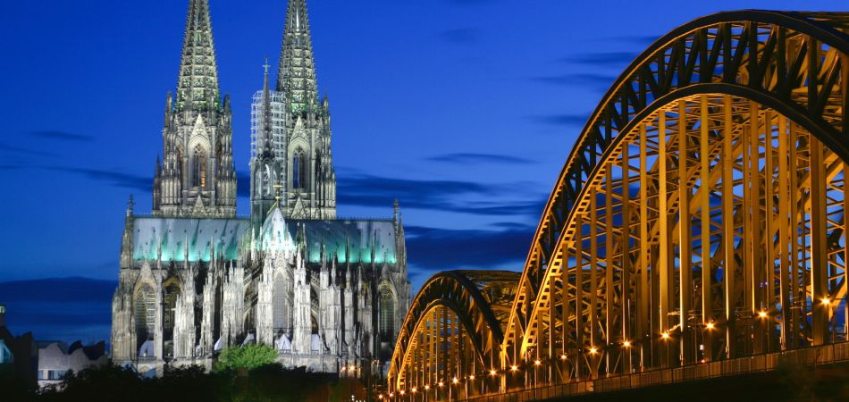 Köln – weltoffene Stadt am Rhein Köln – weltoffene Stadt am Rhein