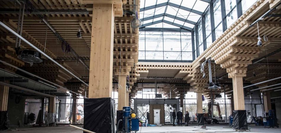 Material de construção sustentável – em Wiesbaden está surgindo um supermercado de orientação futura. Material de construção sustentável – em Wiesbaden está surgindo um supermercado de orientação futura.