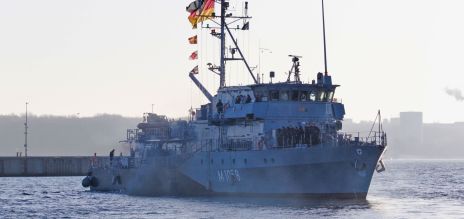 Le bateau anti-mines «&nbsp;Fulda&nbsp;» quitte la base navale de Kiel-Wik