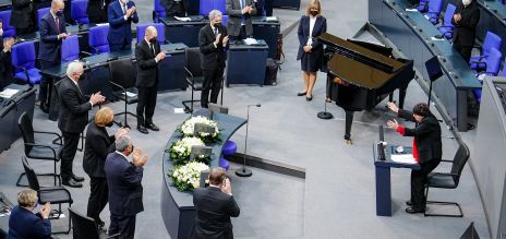 Bewegendes Gedenken im Bundestag