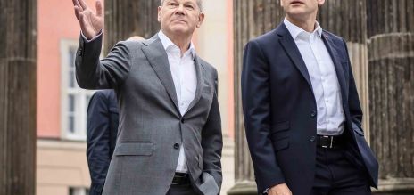 Scholz rencontre le président français Macron