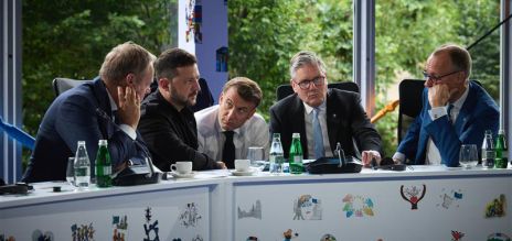 In Tirana, heads of state and government Tusk, Zelenskiy, Macron, Starmer and Merz held a call with US President Trump regarding the ongoing talks between Russian and Ukrainian negotiators in Istanbul. 