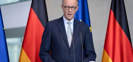 Friedrich Merz à la Chancellerie lors de sa déclaration à la presse concernant la situation au Proche-Orient.
