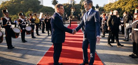 Foreign Minister Johann Wadephul meeting his counterpart Pablo Quirno in Argentina