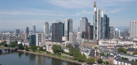Vue sur Francfort, la métropole du Main 