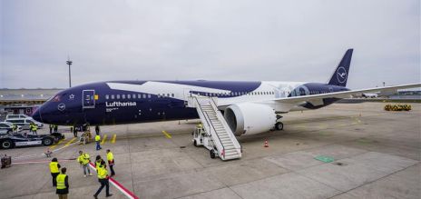 Boeing 787 with special “100 years of crane” livery design 