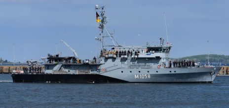 The minehunter <i>Fulda</i> departs from Kiel naval base in Kiel